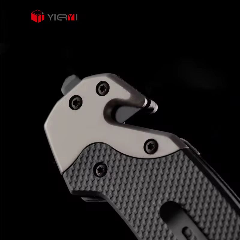 black/silver pocket knife